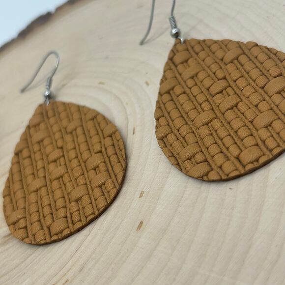 Lightweight Genuine Leather Camel Brown Weave Teardrop Earrings - Picture 3 of 4